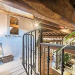 아파트 Loft&terrace - Elevated Elegance At Navona