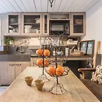 아파트 Loft&terrace - Elevated Elegance At Navona *